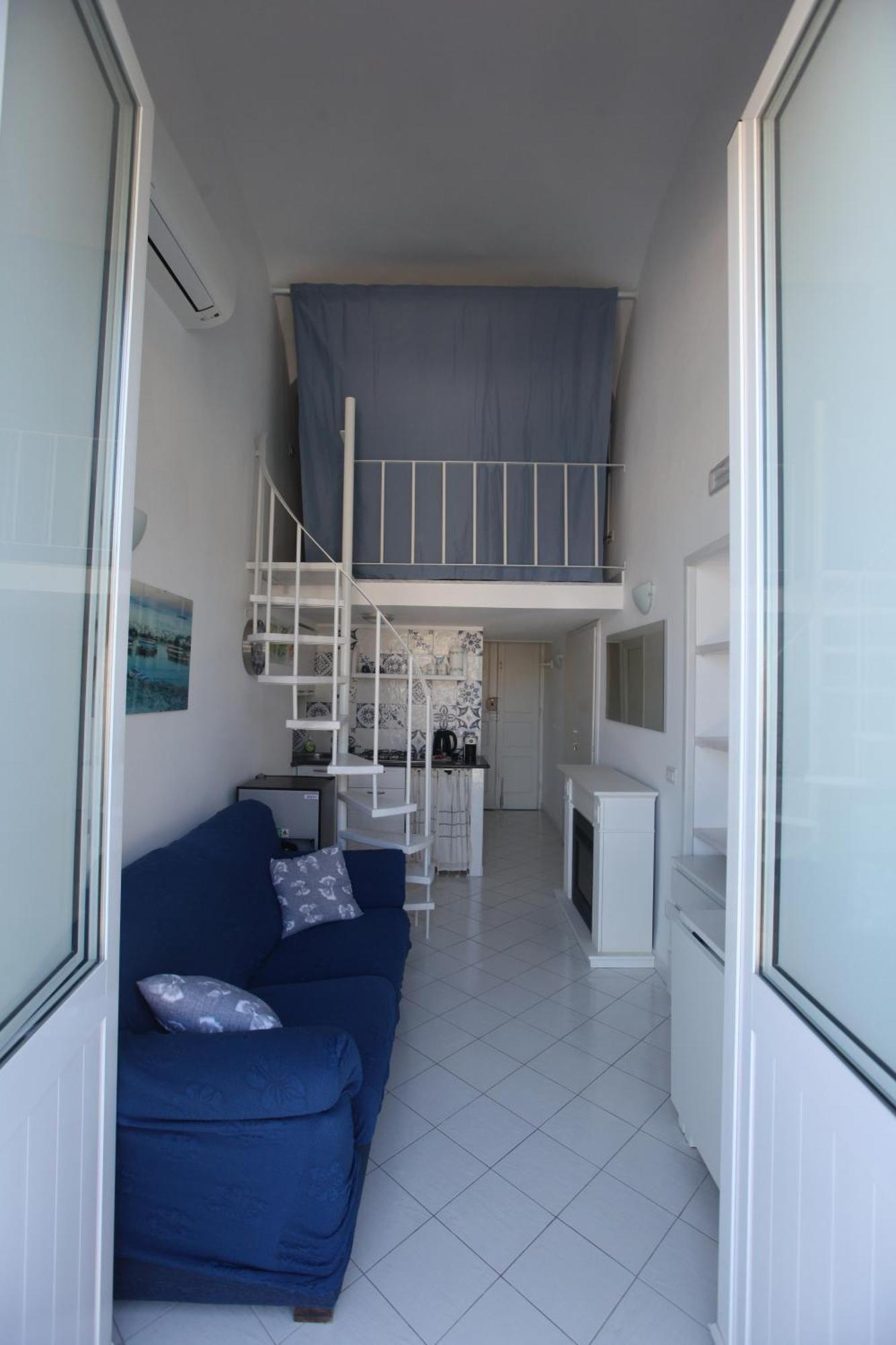 Riva Destra Home By Domusextra อีสเกีย ภายนอก รูปภาพ